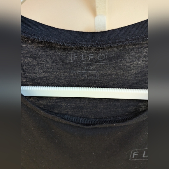 FLEO Muscle Tank - Picture 4 of 5